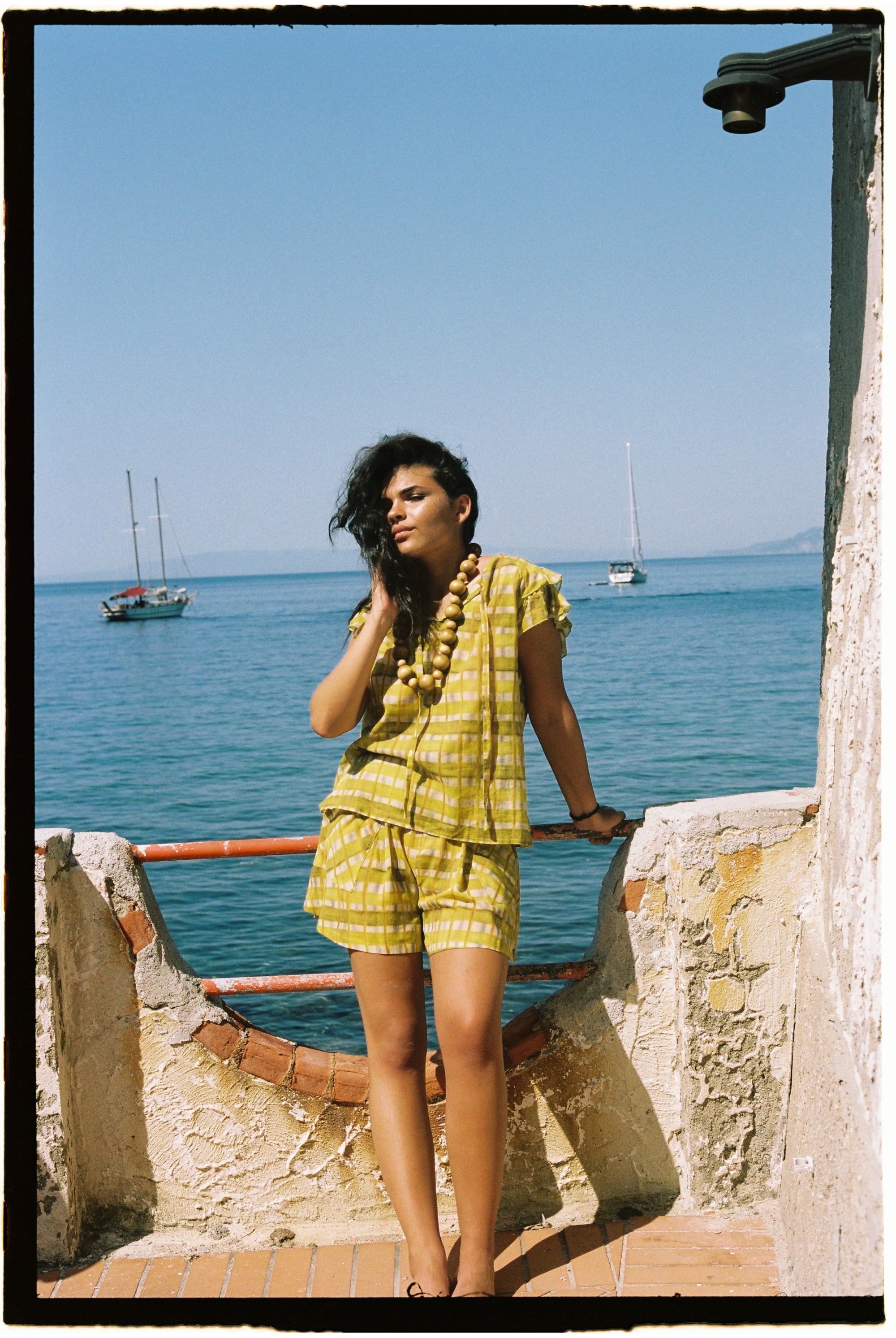 Pantalones cortos Calabria Adro Amarillo