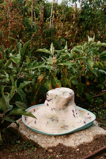 Hibiscus Grande Hat