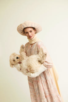 Sombrero de pescador con diseño de diente de león en color rosa