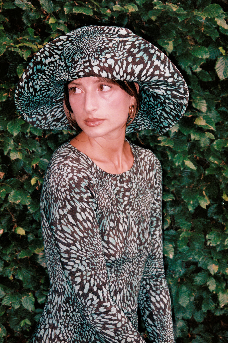 Sombrero Chocomenta Gran Bucket