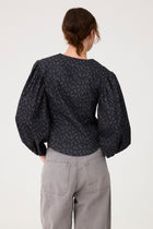 Blusa Talia Flores Nocturnas