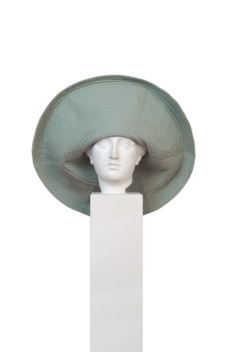 Spathulata Salvia Grande Hat