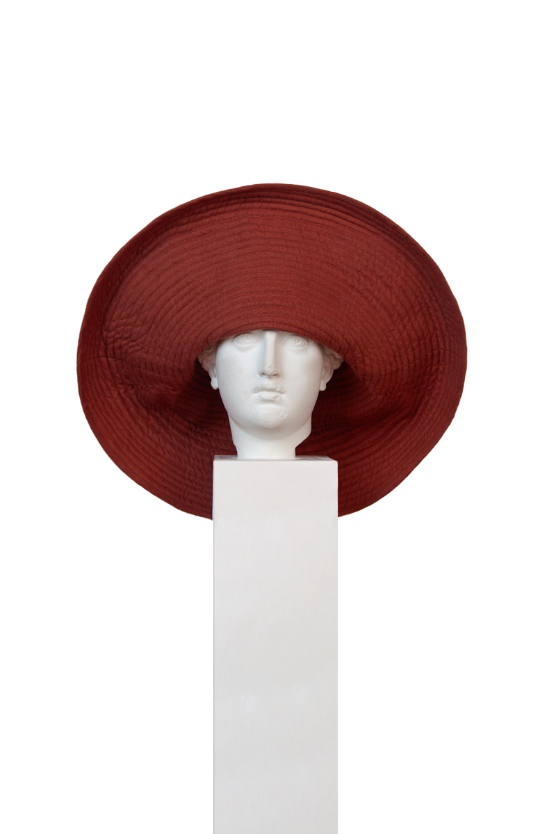 Spathulata Tangerine Grande Hat