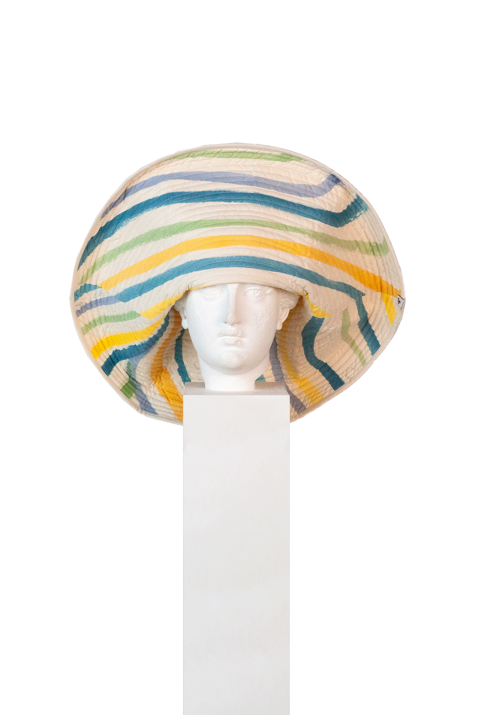 romualda-dada-gigante-hat