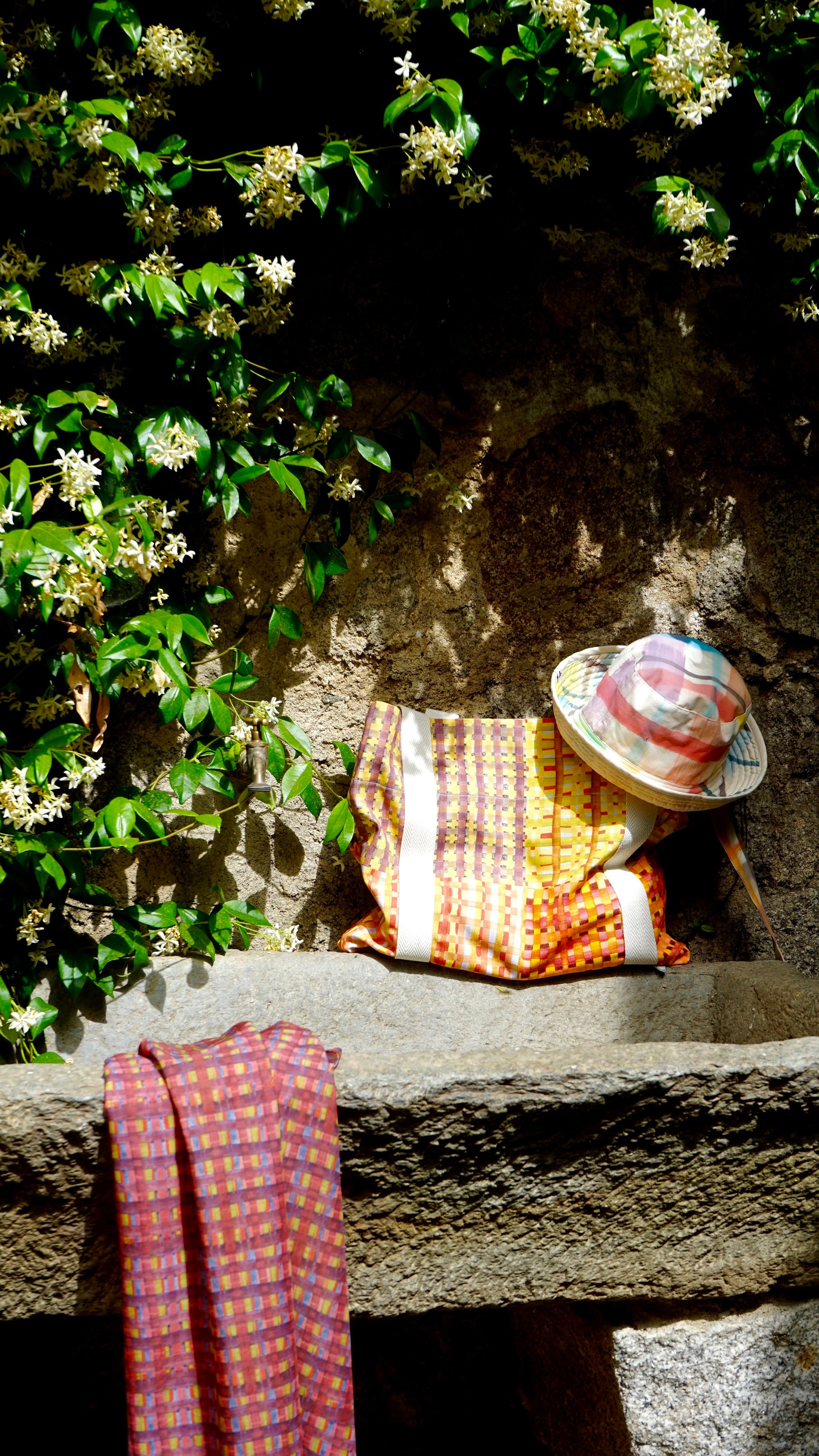 Sombrero Picnic Bucket con tiras