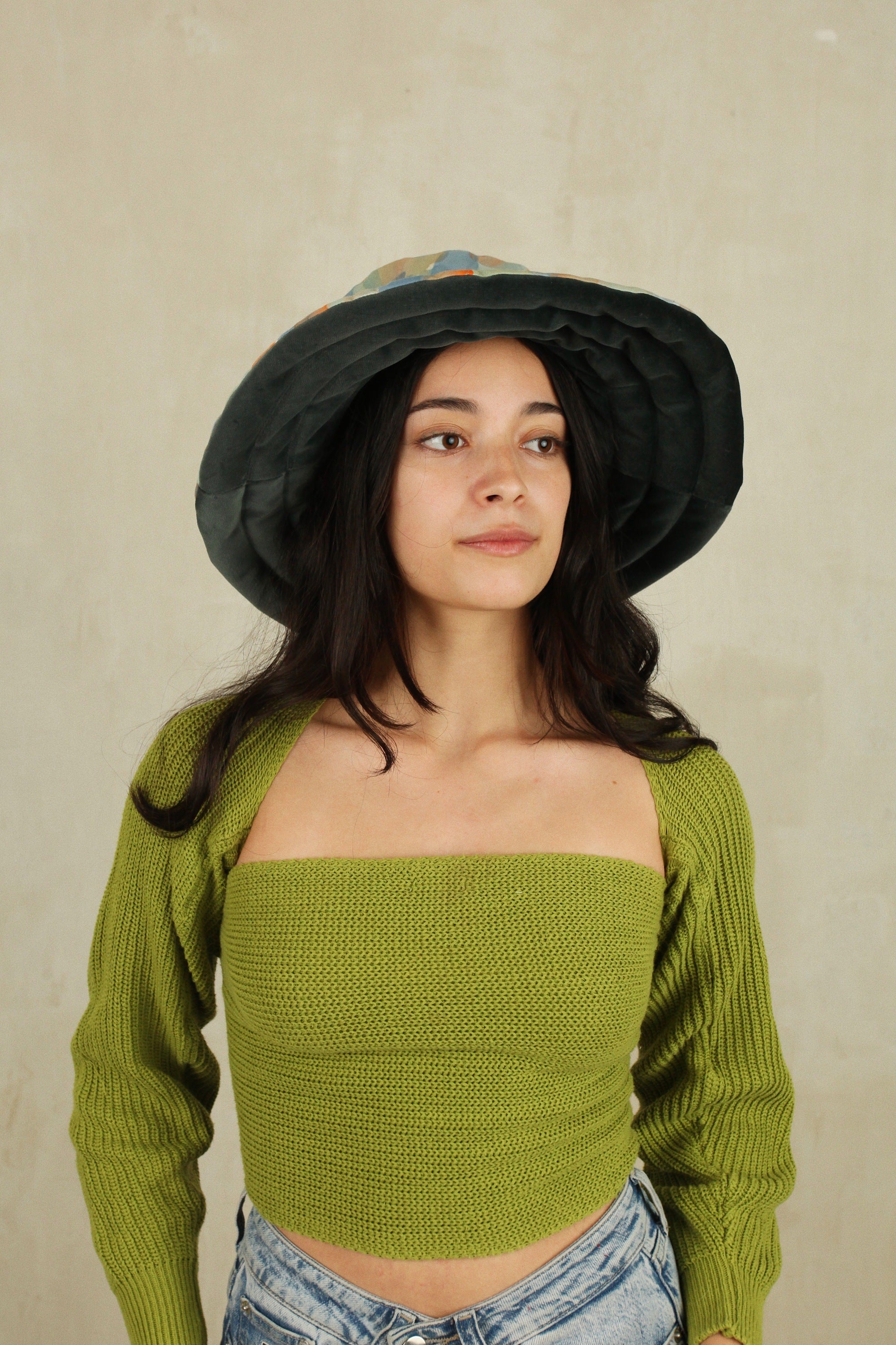 Sombrero Biscuit Cake Gran Bucket